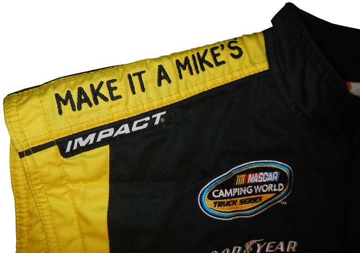 32-mikeshardlemonade-rshoulder